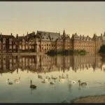 Hofvijver en het Binnenhof in Den Haag rond 1890