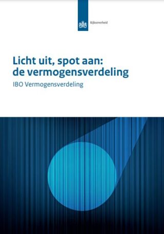 Volgens het rapport ‘Licht uit, spot aan’ (2022) was in de vijftien jaar daarvoor de Nederlandse vermogensverdeling ongelijker dan eerder gedacht.