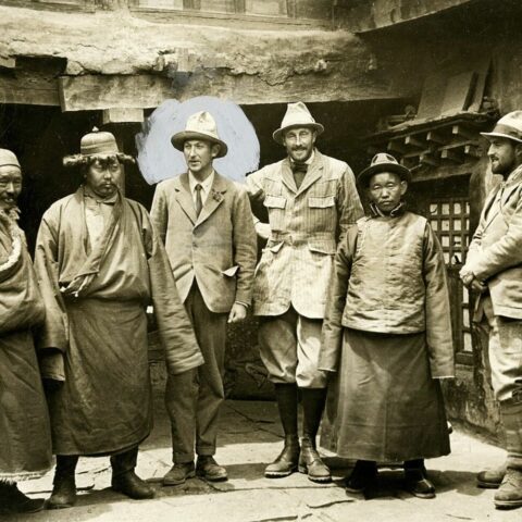 Enkele leden van de Mount Everest-expeditie van 1924. George Mallory in het midden, uitgelicht