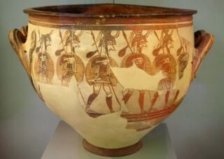 De Mykeense “warrior vase” uit de twaalfde eeuw; deze mensen zwierven als piraten uit (“Zeevolken”)