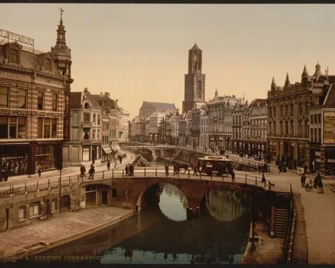 Oudegracht in Utrecht, ca. 1890