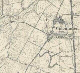 Stafkaartuittreksel van omstreeks 1910 met Golenhofen en onmiddellijke omgeving, en met de spoorweg Posen-Schneidemühl (Poznań-Piła) erop. Bron: Golęczewo – Niezwykła historia zwykłej wsi