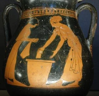 Vrouwen die de was doen (Attische roodgekleurde vaas, ca. 470-460 v.Chr.)