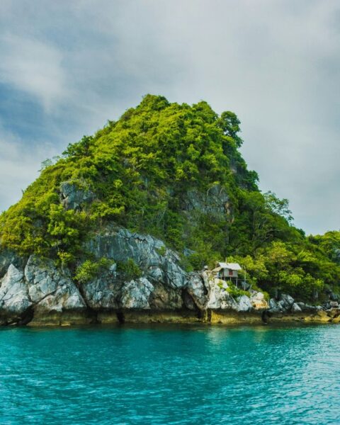 Eiland voor de kust van Thailand