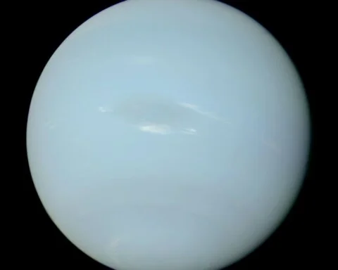 Foto van Neptunus gemaakt door Voyager 2