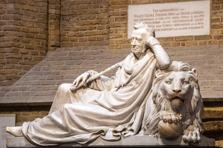 Grafmonument voor koning Willem I in de Nieuwe Kerk in Delft