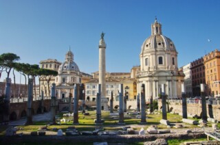 Restanten van het Forum van Trajanus met erachter de markten