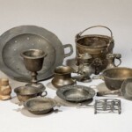 Enkele objecten uit de collectie archeologisch tin van Henk van Wijk