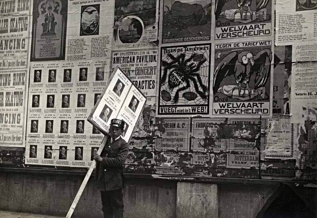 Verkiezingsposters in Rotterdam ter gelegenheid van de Tweede Kamerverkiezingen van 1913