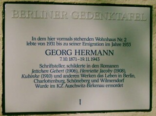 De in 1988 onthulde gedenkplaquette voor Georg bij de Künstlerkolonie Berlin