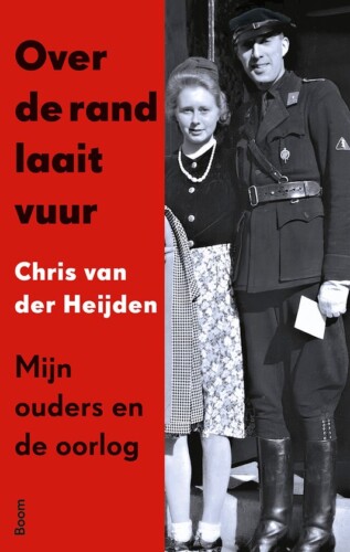 Over de rand laait vuur