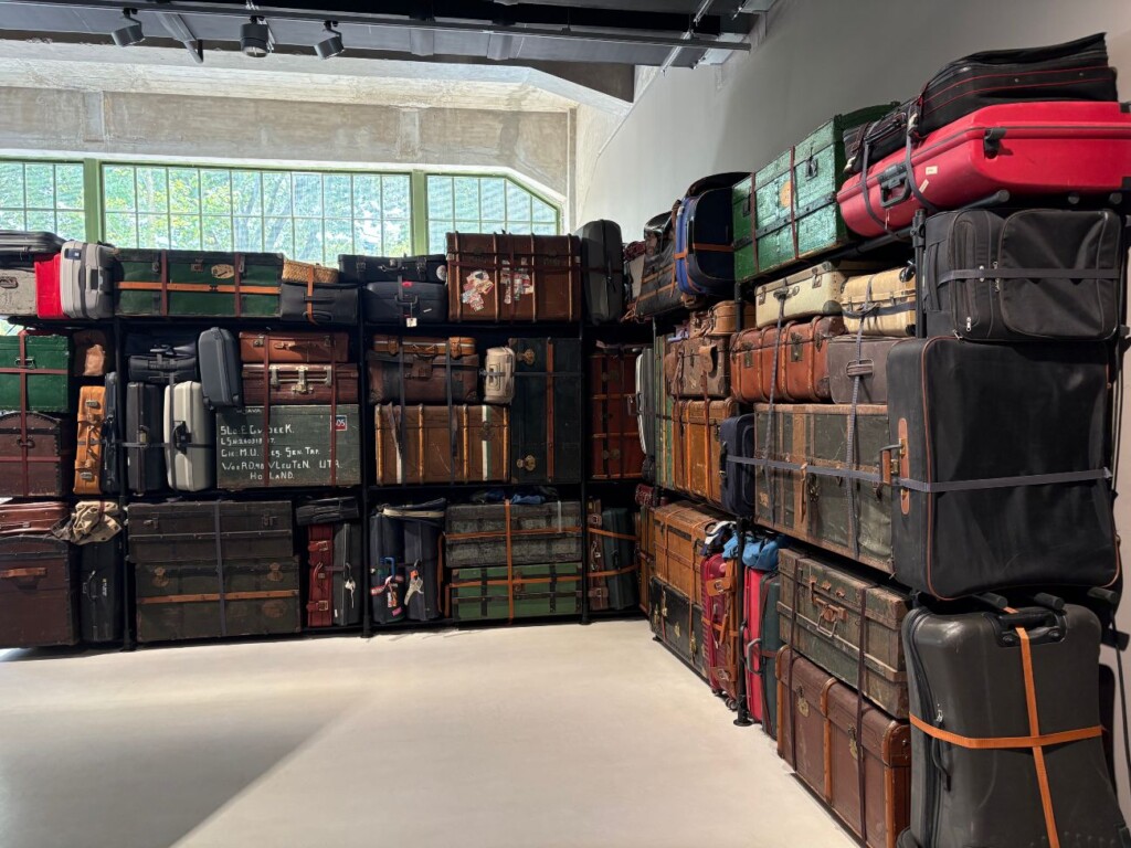 Suitcase Labyrinth