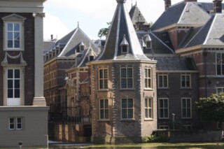 De premier wordt steeds meer ‘de baas van het spul’