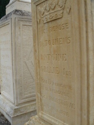 tombe koning Orélie-Antoine de Tounens