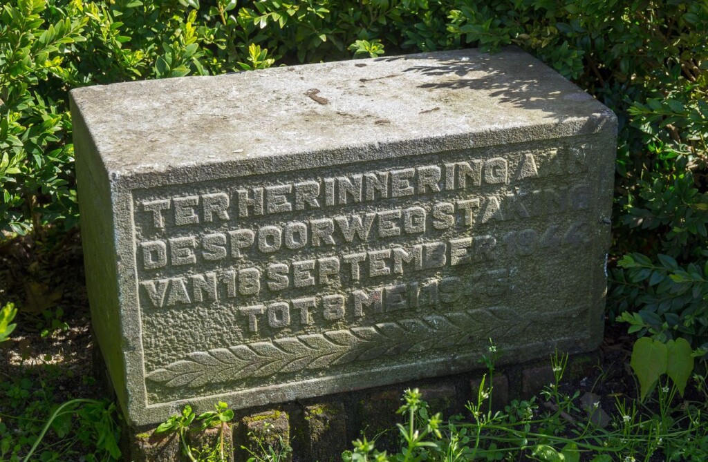 Monument ter herinnering aan de spoorwegstaking van 1944