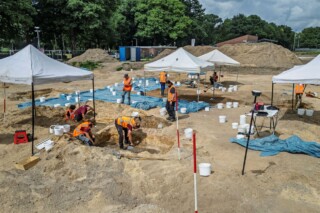 Opgraving van het Merovingisch grafveld in Winkelsteeg, Nijmegen