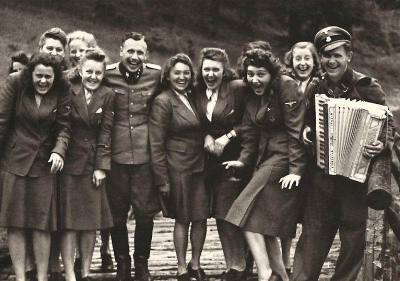 'Helaas heb ik in Auschwitz pech', fragment uit de cover
