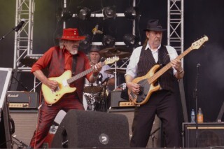 Rockband Normaal op de Zwarte Cross 2011