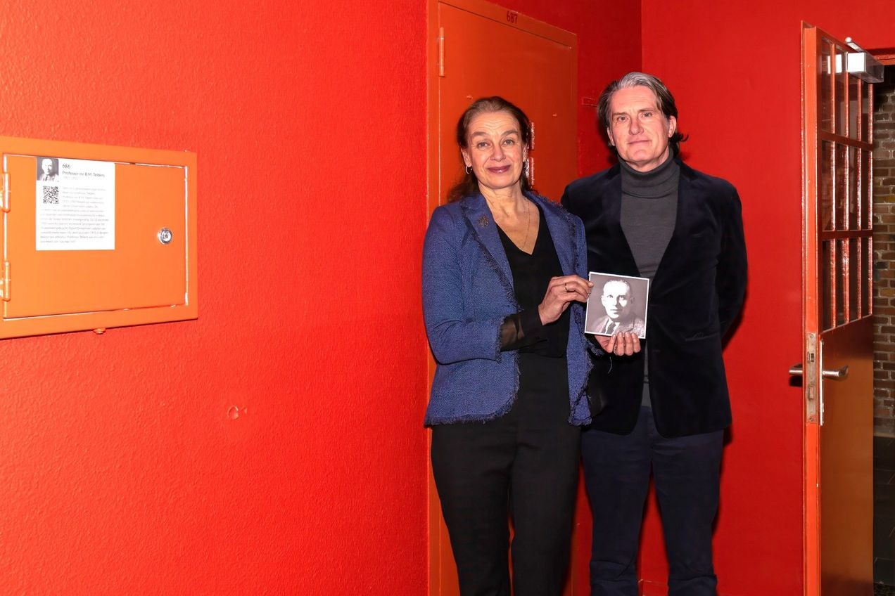 Adoptie plaats van een cel in het NM Oranjehotel ter herinnering aan professor mr Benjamin Marius Telders
