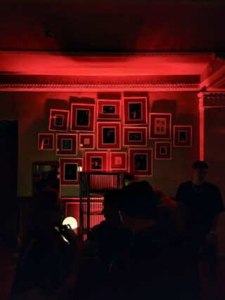 Interieur van een nachtclub, ter illustratie