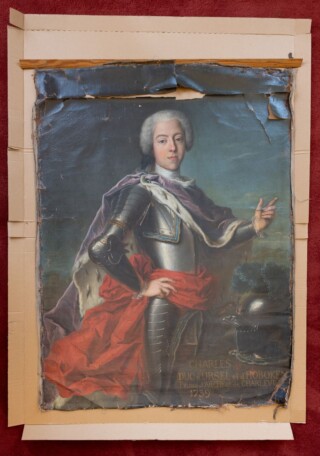 Een van de teruggevonden portretten, met daarop hertog d’Ursel (1717–1775). 