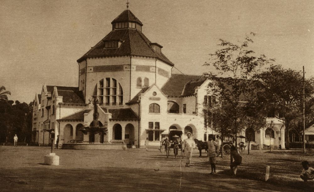 Het postkantoor in Medan in 1920.