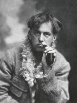 Aleister Crowley op jonge leeftijd