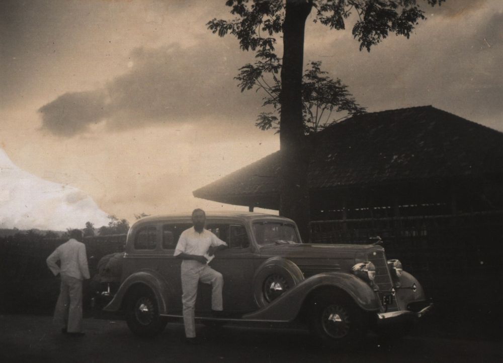 Charles van der Plas op Java