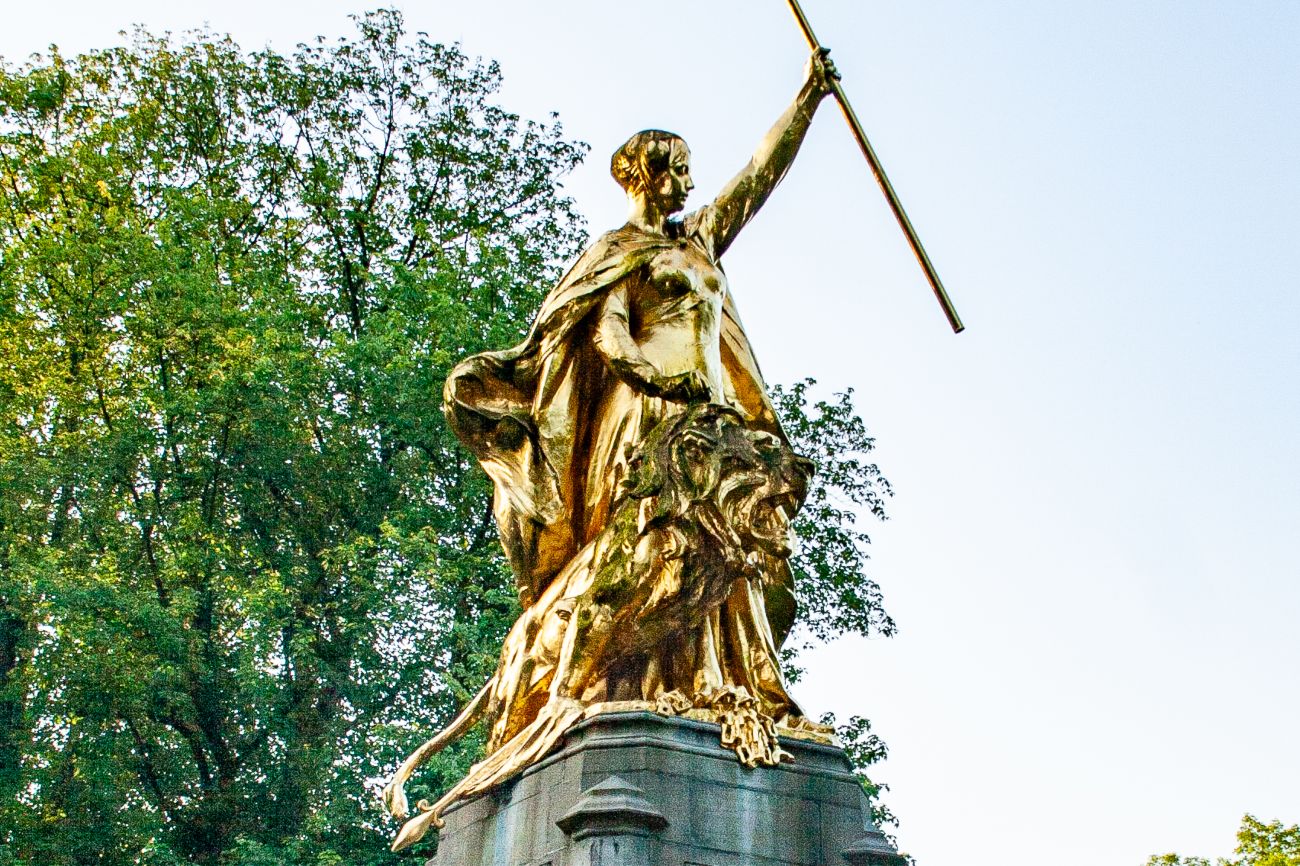 Groeningemonument