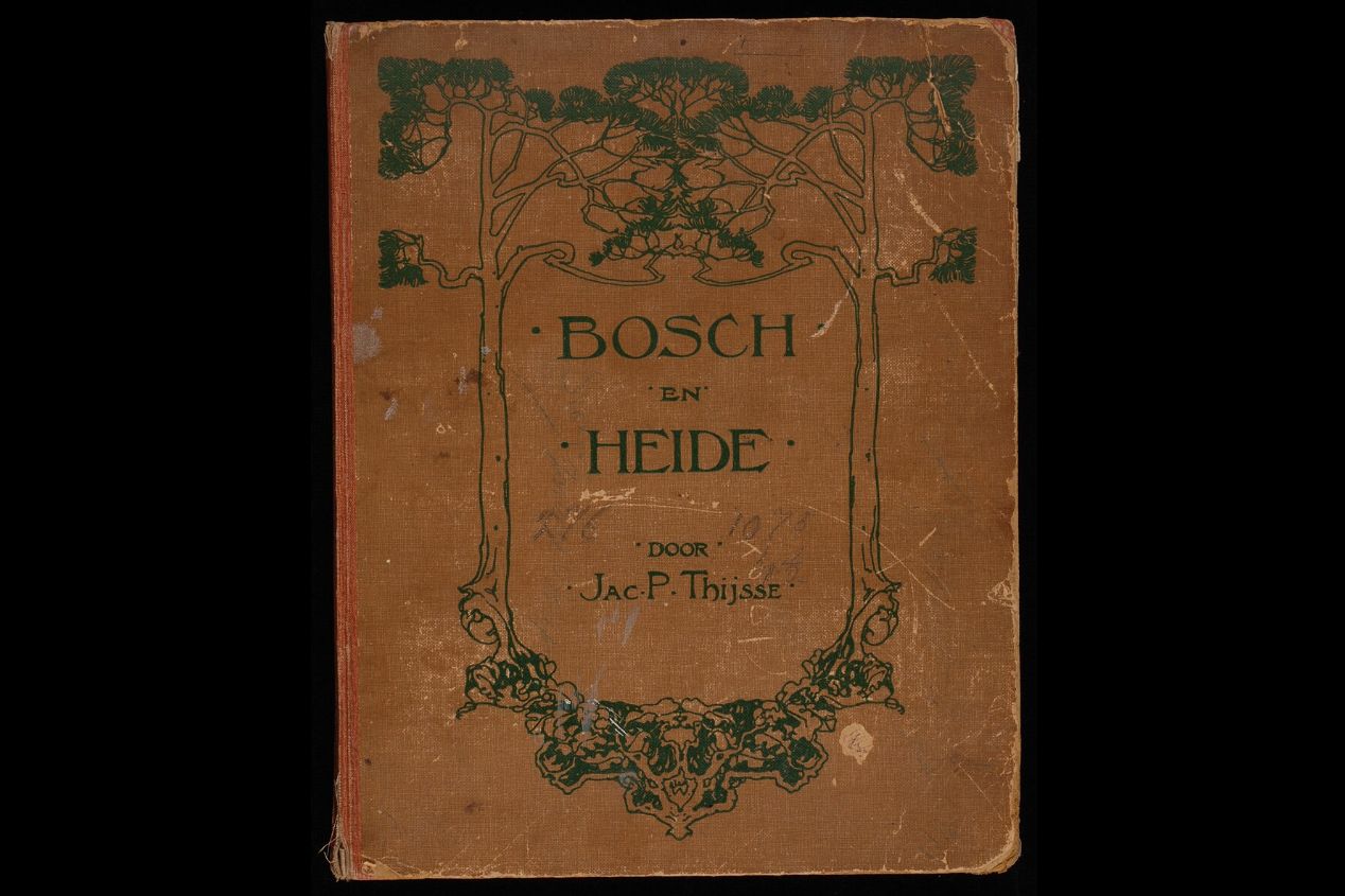 Omslag van het Verkade-plaatjesalbum Bosch en heide van Jac. P. Thijsse, uitgegeven door Verkade in 1913.