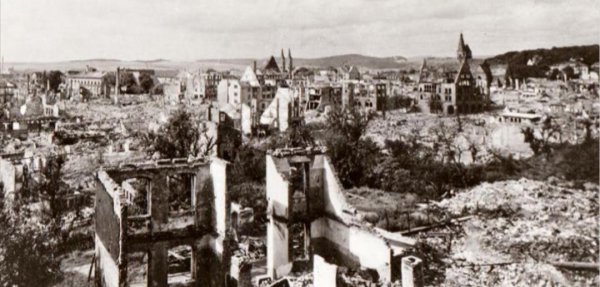 Vergeldingsbommen op Nordhausen