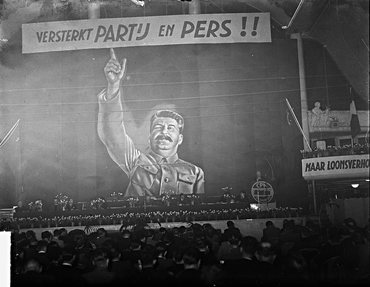 Foto gemaakt tijdens een CPN-congres in 1950